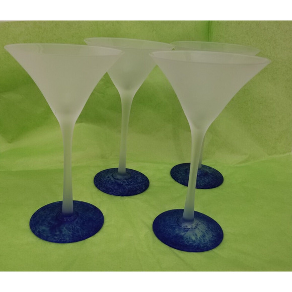 Four frosted grey geese vodka martini glasses cobalt blue bases 7.5" tall - Picture 9 of 12